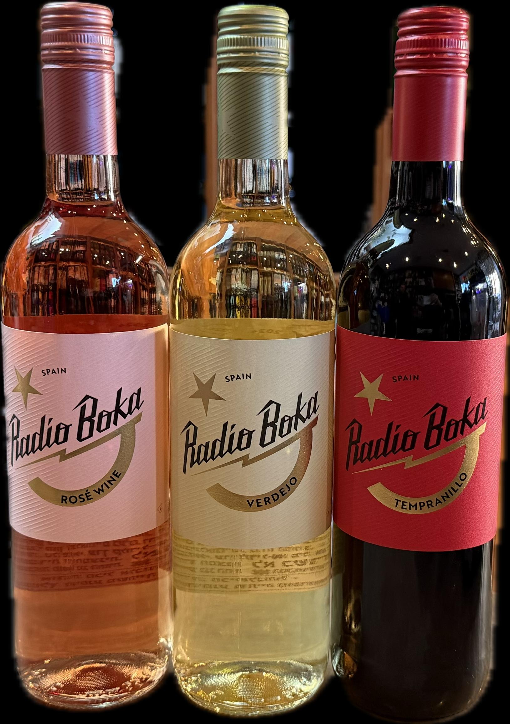 שלישיית יינות רדיו בוקה